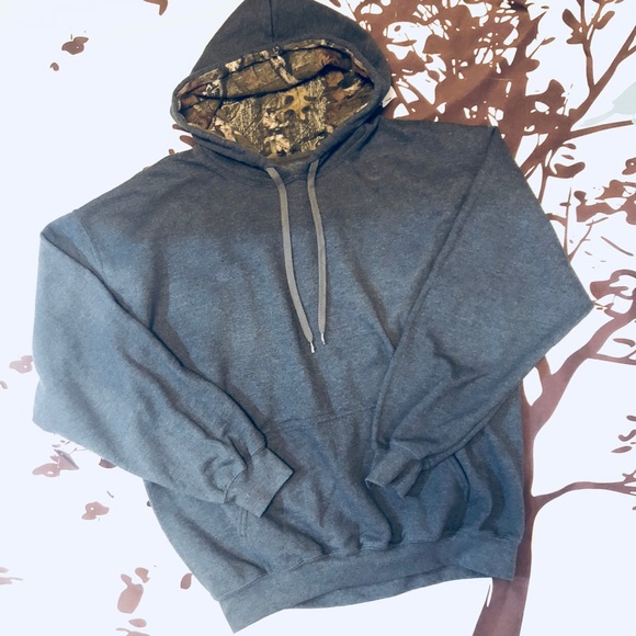 2 Mossy Oak hoodies - Picture 2 of 5